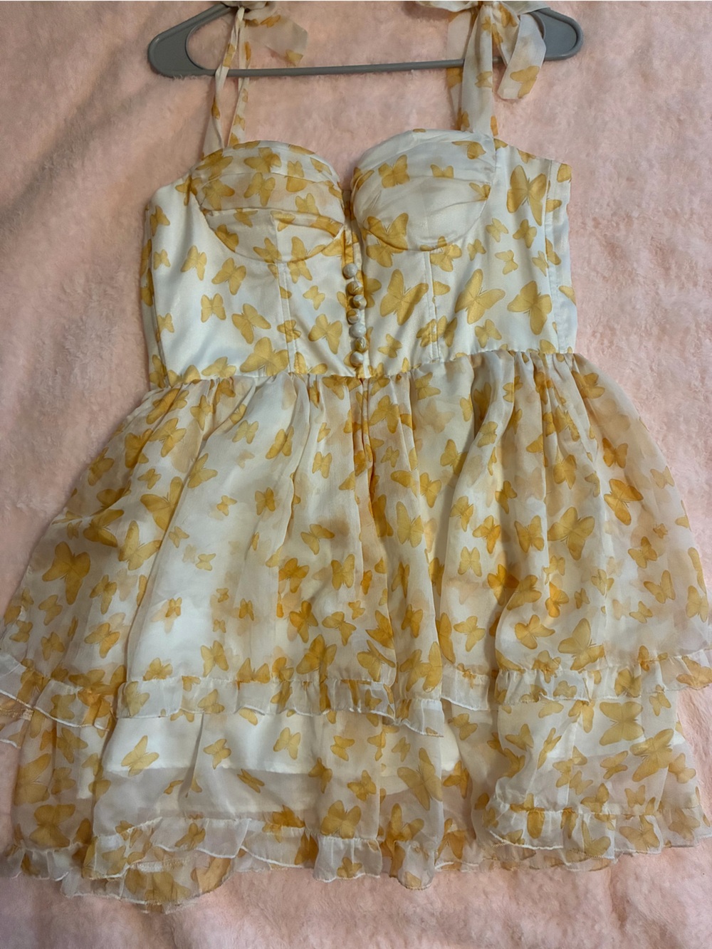 Beulah White Shorts with Yellow Butterfly Print